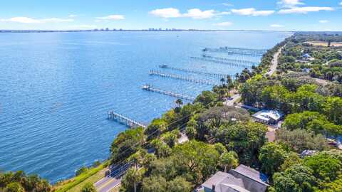 10007 S Indian River Drive, Fort Pierce, FL 34982