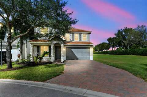 8639 Tally Ho Lane, West Palm Beach, FL 33411