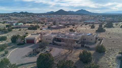 34 Calle Capulin, Santa Fe, NM 87507