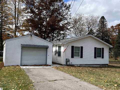 2510 Huckleberry Trail, Farwell, MI 48622