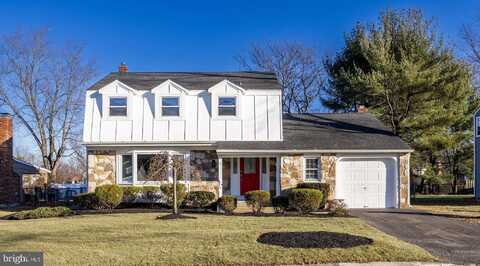 7 LISA LANE, CHERRY HILL, NJ 08003