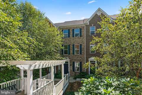 4810 CREST VIEW DRIVE, HYATTSVILLE, MD 20782