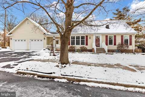 123 CIRCLE DRIVE, HUMMELSTOWN, PA 17036