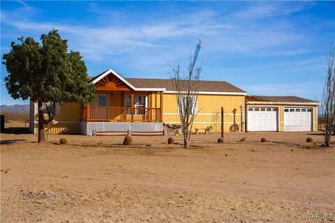 19532 S Lone Ranger Road, Yucca, AZ 86438