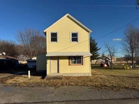 1820 N Raymond Road, Dewar, IA 50623