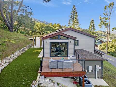 221 El Toyonal, Orinda, CA 94563