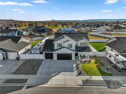 2221 Gleneagles Boulevard, Billings, MT 59105