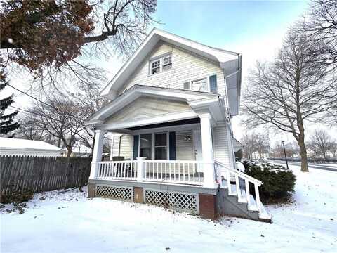 15 Lark Street, Rochester, NY 14613