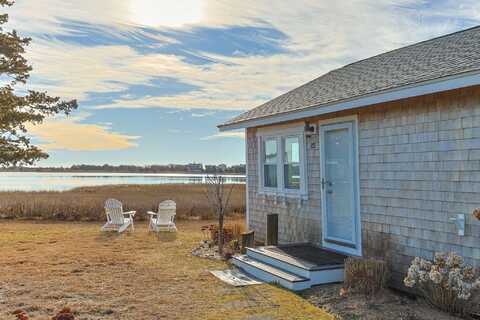 184 South Sea Avenue, West Yarmouth, MA 02673