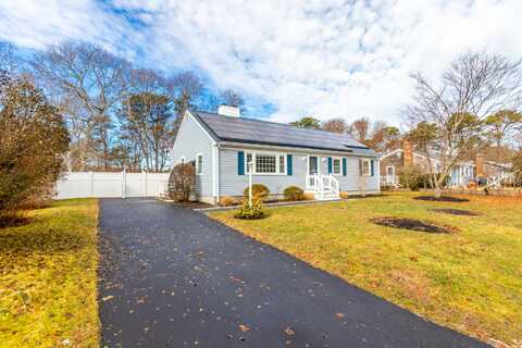 169 Megan Road, Hyannis, MA 02601