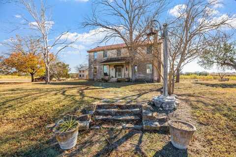 6671 Grape Creek Rd, Fredericksburg, TX 78624