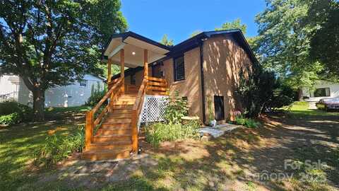 5315 Ruth Drive, Charlotte, NC 28215
