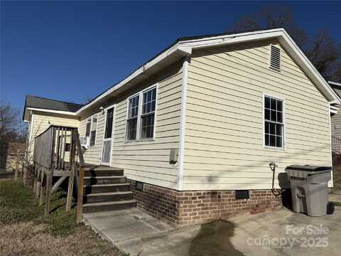 410 W Davidson Avenue, Gastonia, NC 28052