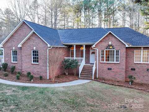 121 Sierra Woods Drive, Troutman, NC 28166