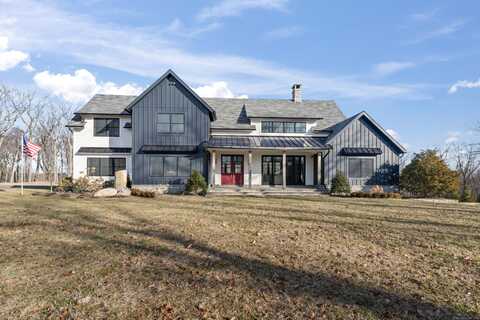 22 Serene Way, Newtown, CT 06470