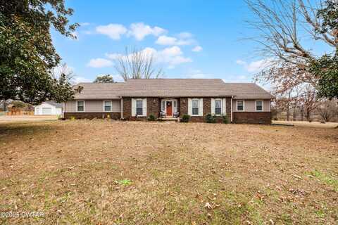 55 Hillcrest Drive, Lexington, TN 38351