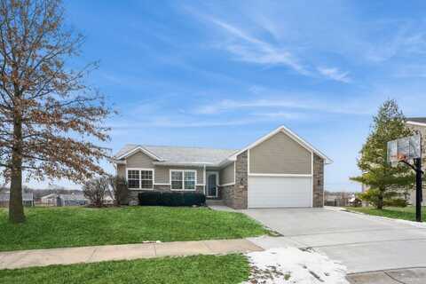 940 Bellflower Drive, Carlisle, IA 50047