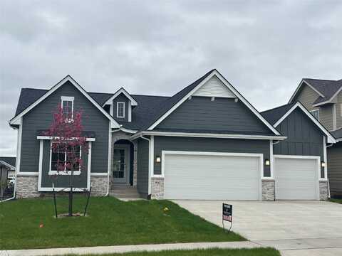 4662 178th Street, Urbandale, IA 50323