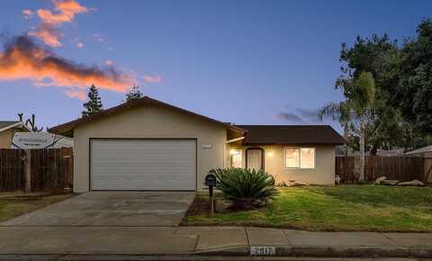 2917 Stanford Avenue, Clovis, CA 93611