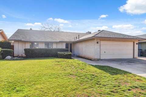 3663 Robinson Avenue W, Fresno, CA 93722