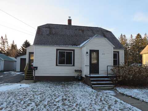 207 10TH AVE, Antigo, WI 54409