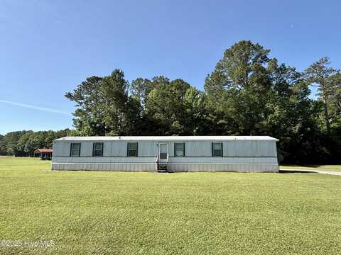 1098 Dewey Hardison Road, Williamston, NC 27892