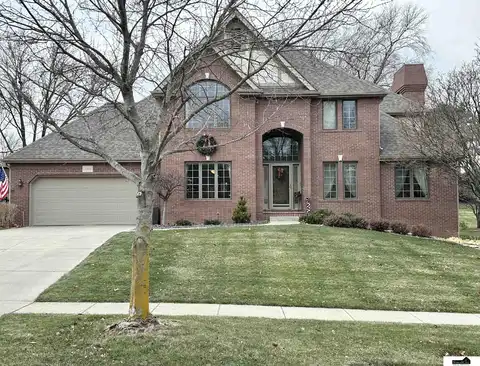 5943 Dobsons Court, Lincoln, NE 68516