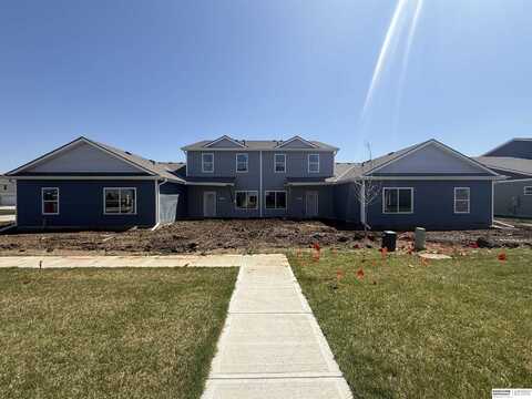 2181 N Aaron Way, Fremont, NE 68025