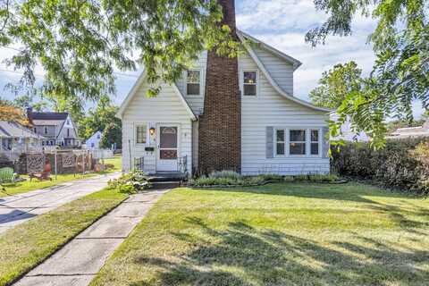 1111 Elmwood Avenue, Jackson, MI 49203