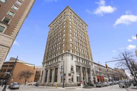 60 Monroe Center Street NW, Grand Rapids, MI 49503