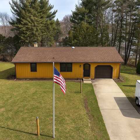 11575 US Highway 31, Berrien Springs, MI 49103