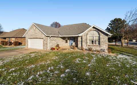 632 S Fountain Avenue, Republic, MO 65738