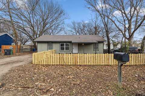 903 Hester St, Arlington, TX 76011