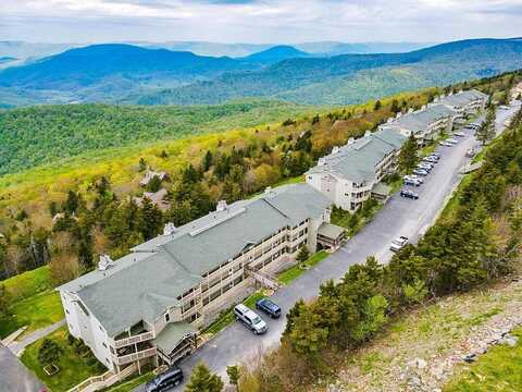 305c Summit Snowshoe Mountain, Snowshoe, WV 24934