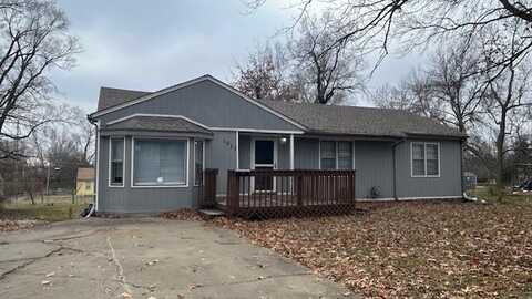 1011 E 134th Terrace, Grandview, MO 64030