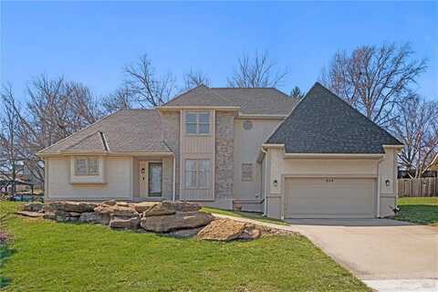 926 Blueberry Lane, Liberty, MO 64068