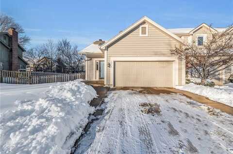 10714 W 116th Street, Overland Park, KS 66210