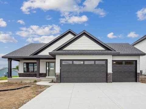 1289 Covered Wagon Dr, IowaCity, IA 52240