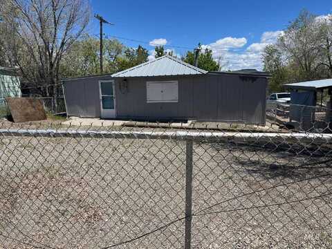 107 Mcculloch Dr., West Magic, ID 83352