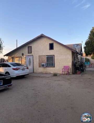 2104 W Wixom Rd, El Centro, CA 92243