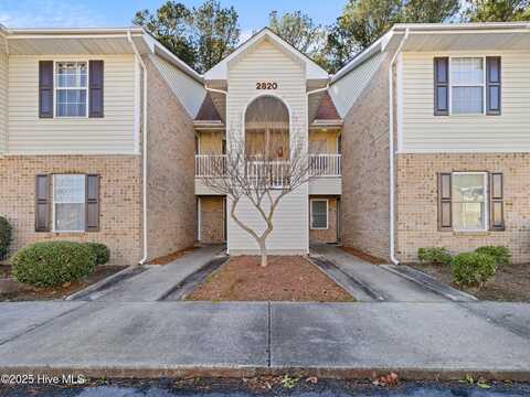 2820 Mulberry Lane, Greenville, NC 27858