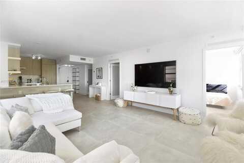 100 Lincoln Rd, Miami Beach, FL 33139
