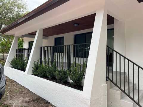 6150 SW 16th St, West Miami, FL 33155