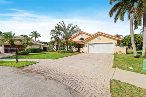 3320 Maple Ln, Davie, FL 33328