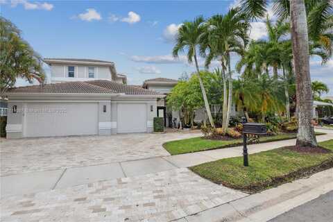 1371 Victoria Isle Dr, Weston, FL 33327