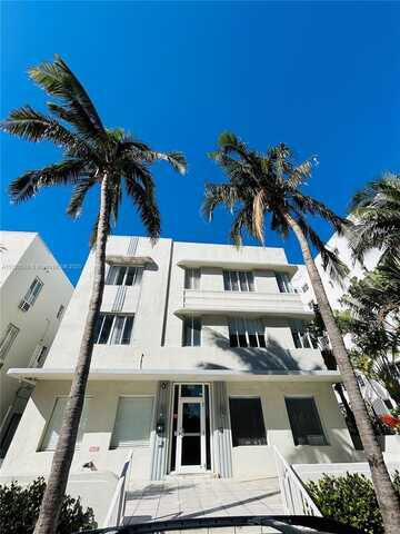 3710 Collins Ave, Miami Beach, FL 33140