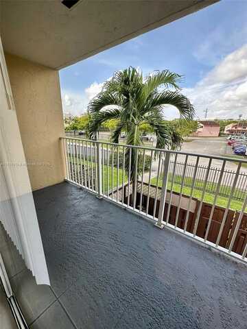 5241 Geneva Way, Doral, FL 33166