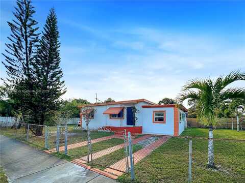 270 NW 118th St, Miami, FL 33168