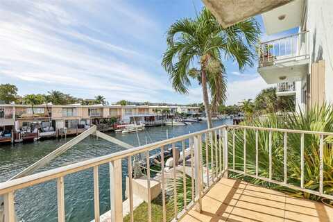 3862 NE 171st St, North Miami Beach, FL 33160