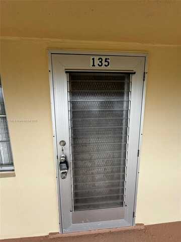 135 Berkshire, West Palm Beach, FL 33417